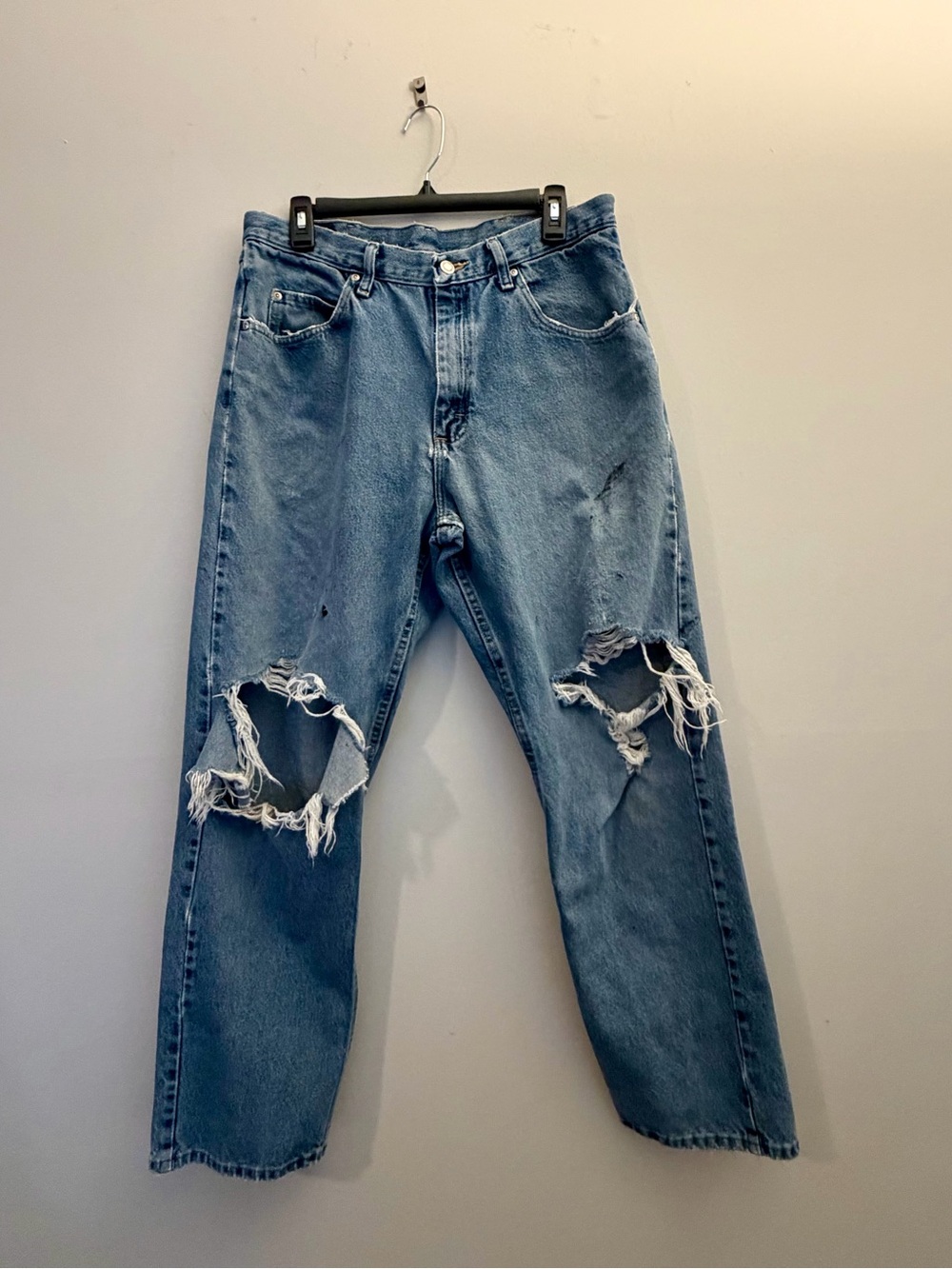 Men's Distressed‎ Wrangler Light Blue Jeans